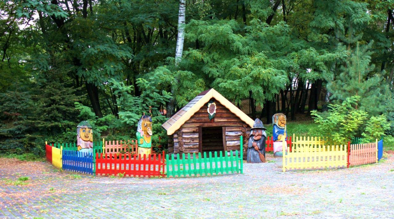 Hotel Park Lesny 'U Kaczyny' Rogow Exteriér fotografie